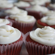 Easy Gluten Free Red Velvet Cupcakes