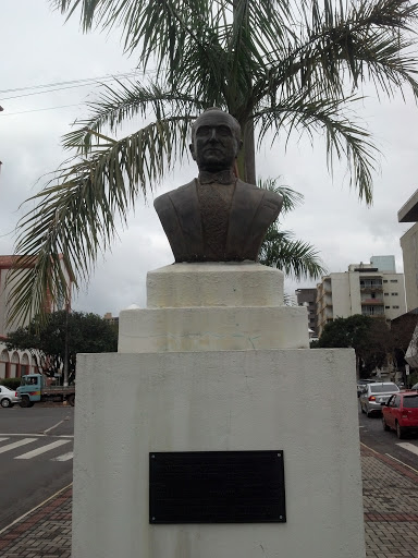 Estátua de Getúlio Vargas