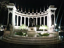 Monumento a Simón Bolívar y San Martín 