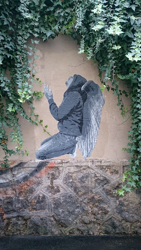 Ange Priant Le Ciel - Street Art