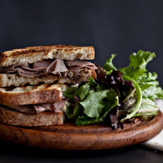 Roast Beef Sandwiches with Balsamic glazed Onions and Blue Cheese