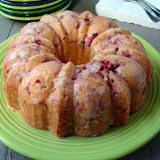 Fresh Strawberry Yogurt Cake