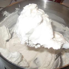 Claudia's Yummy Frosting for Cakes and Cupcakes