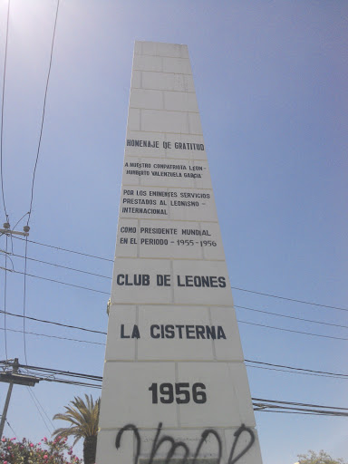 Obelisco La Cisterna