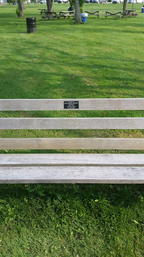 Lois Hirsch Zisook Memorial Bench