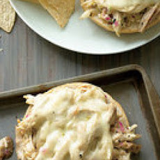 Pulled Chicken Suiza Sammies