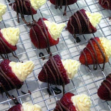 Linda's Cheesecake-Stuffed Strawberries