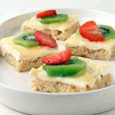 Strawberry-Kiwifruit Pizza in a Cookie Crust