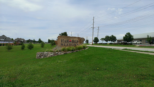 Harbor Meadows Welcome Sign 