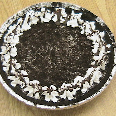 Snicker's Ice Cream Pie