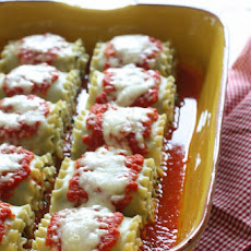 Mushroom Kale Lasagna Rolls