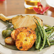 Mini Pork Rack with Roasted Potatoes and Green Beans
