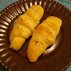 Cream Filled Crescents