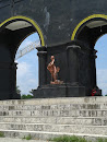 Jathil 3 Statue