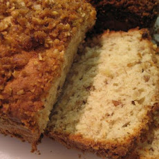 Crispy Cinnamon Streusel Banana Nut Cream Cheese Bread