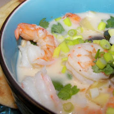 Spicy Coconut Chicken or Seafood Soup