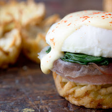 Eggs Florentine in Hash Brown Nests