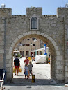 Primošten, portal za stari grad