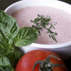 Easy-Peasy Creamy Tomato Basil Soup