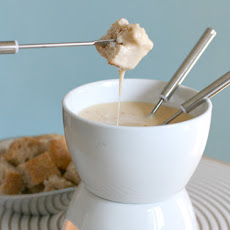 Cheese Fondue with Chipotle and Tequila