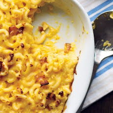 Emeril's Three-Cheese Baked Macaroni