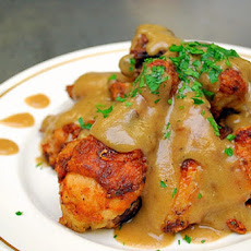 Fried Chicken With Chicken Gravy