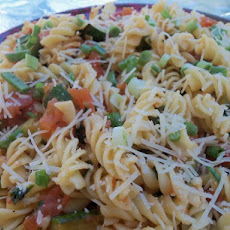 Summer Pasta With Herbs and Veggies