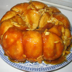 Easy Bundt Cake With Flavors of Almond and Vanilla