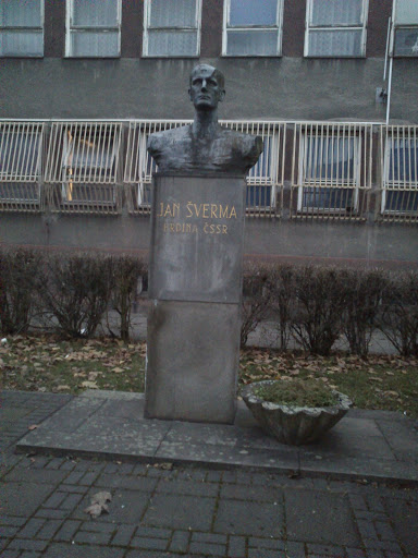 Pomník Jan Šverma