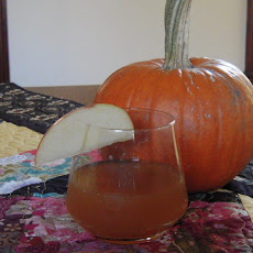 Apple cider cocktail