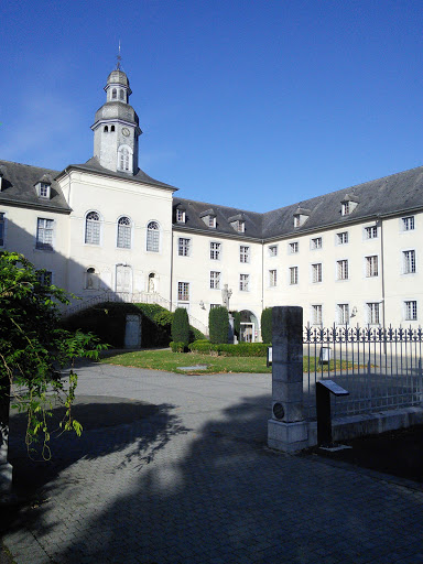 Hôpital De L'Ayguerote