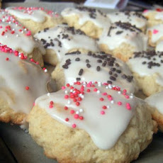 Soft Buttermilk Cookies