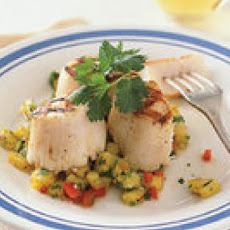 Grilled Scallops with Pineapple Salsa