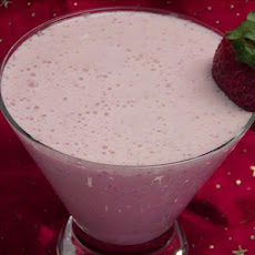 Creamy Strawberry Breeze