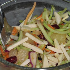 Crunchy Broccoli Coleslaw