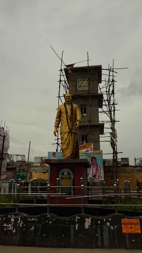 Y.S Rajashekarreddy Statue