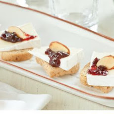 Brie and Sour Cherry Toast Bites