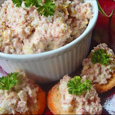 Paula Deen's Best Ham Salad Sandwich