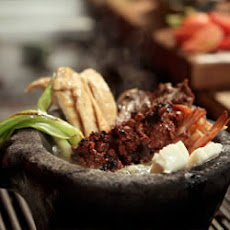 Rudy's Molcajete Mixto