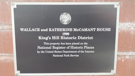 Wallace And Katherine McCamant House