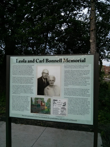 Leola and Carl Bonnell Memorial 