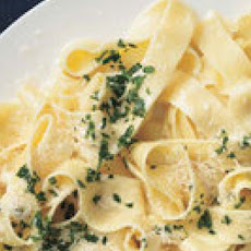Fettuccine Alfredo