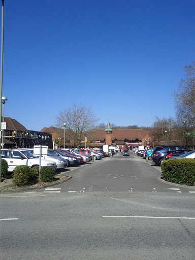 Locks Heath Shopping Centre
