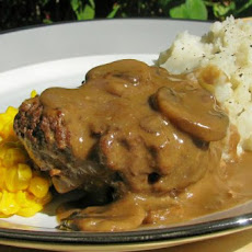 Salisbury Steak With Mushroom Gravy