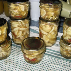 Pickled Garlic (Canning)