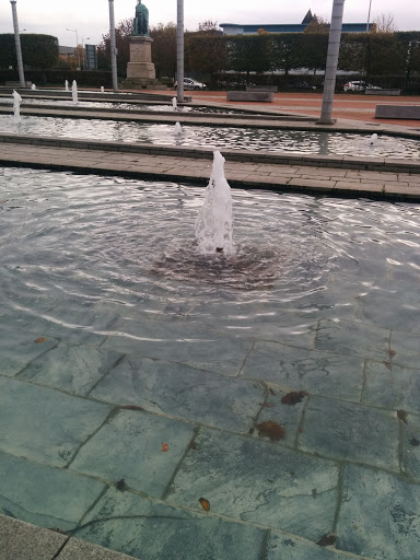 Fountains in the Wind