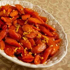 Roasted Red Curry Carrots with Ginger and Garlic (Christmas Carrots)