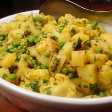 Curried Cauliflower and Potatoes
