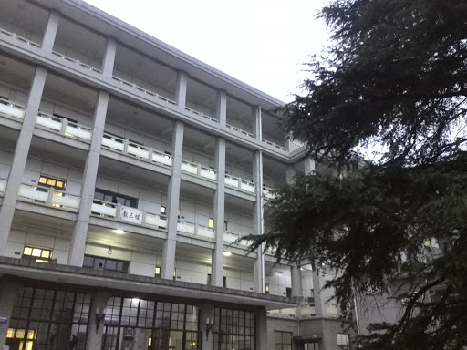 武汉大学文理学部第三教学楼