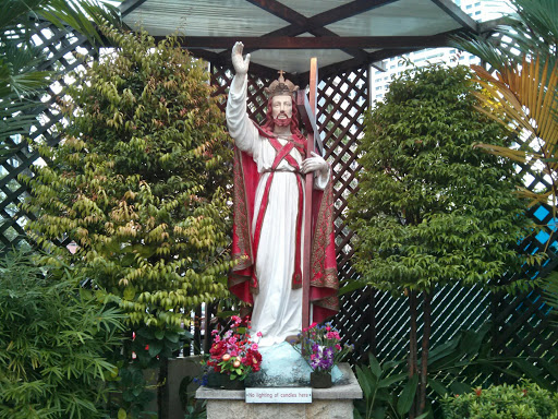 Christ Statue at Church of Christ the King
